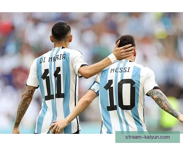 安赫尔·迪马利亚的表现稳健，助力球队在本赛季持续提升竞争力